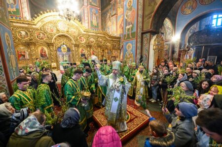 Вербна неділя наближається: у Києві відбулося Всенічне бдіння