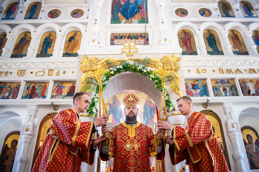 Архієрейське богослужіння у Вишгороді: свято на честь страстотерпців Бориса і Гліба