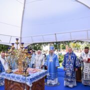 Світло молитви на Тернопільщині: Митрополит Епіфаній очолить богослужіння і хресний хід