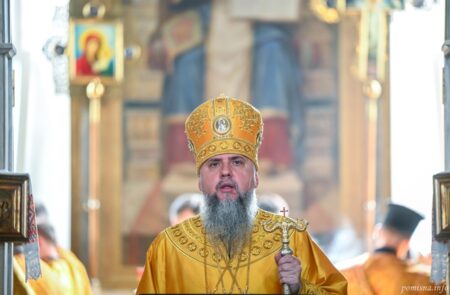 Святість через служіння: уроки Петра і Павла