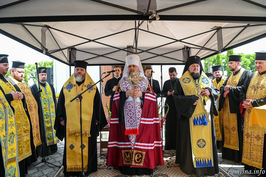 Вдячність у серці, молитва на устах: Митрополит Епіфаній у місті Героїв