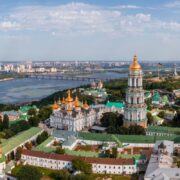 Надія на водах Середземного: патріархат і молодь за мир