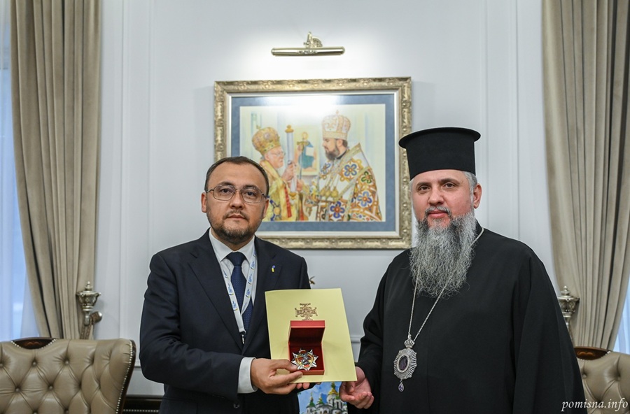 Василь Боднар отримав орден ПЦУ з рук Митрополита Епіфанія