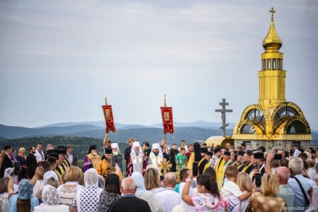 Храм як спадок поколінь: у Межигір’ї закладено наріжний камінь святині ПЦУ