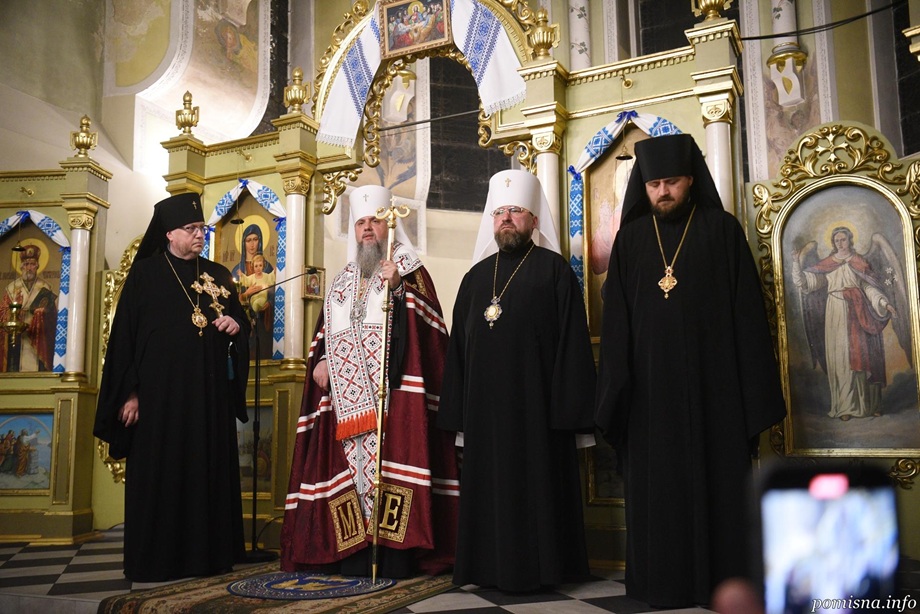 Предстоятель ПЦУ відслужив заупокійну молитву за Андрієм Парубієм