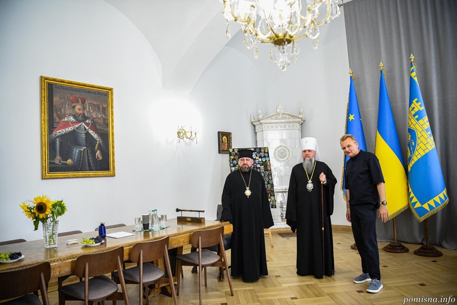 Львівська громада вшанувала полеглих воїнів у День пам’яті Захисників