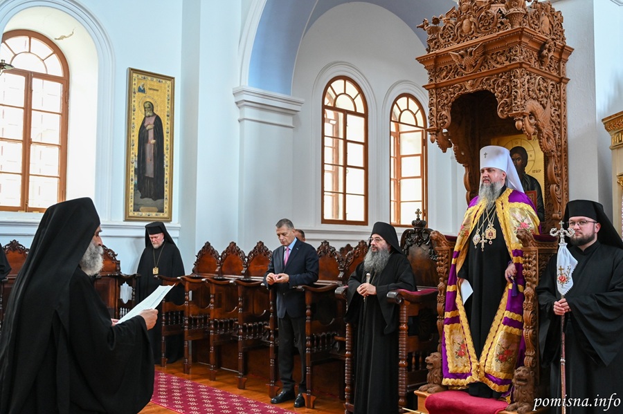 Молитва за Україну у скиту пророка Іллі: Митрополит Епіфаній на Афоні