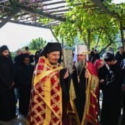 Молитва за Україну на Афоні: візит Митрополита Епіфанія до монастиря Ставронікіта