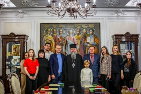 Предстоятель ПЦУ зустрівся з волонтерами та благодійниками: «Ваше служіння — прояв християнської любові»