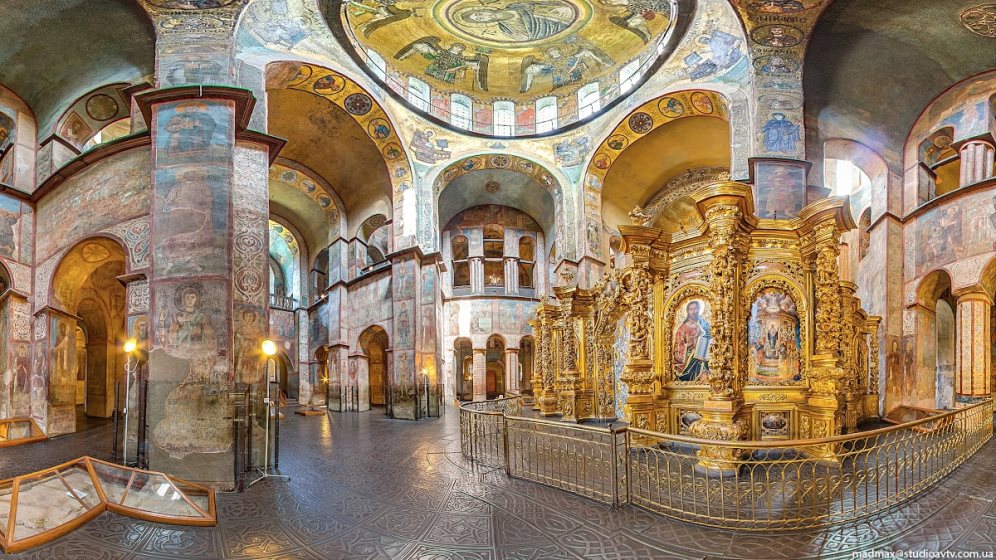 Свята Софія Київська: жива святиня української державності і віри