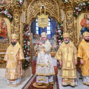 Передріздвяна неділя у серці Києва: Літургія надії та молитви