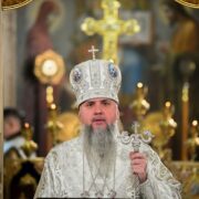 Тризуб як знак жертовності: у Дніпрі освятили новий меморіал