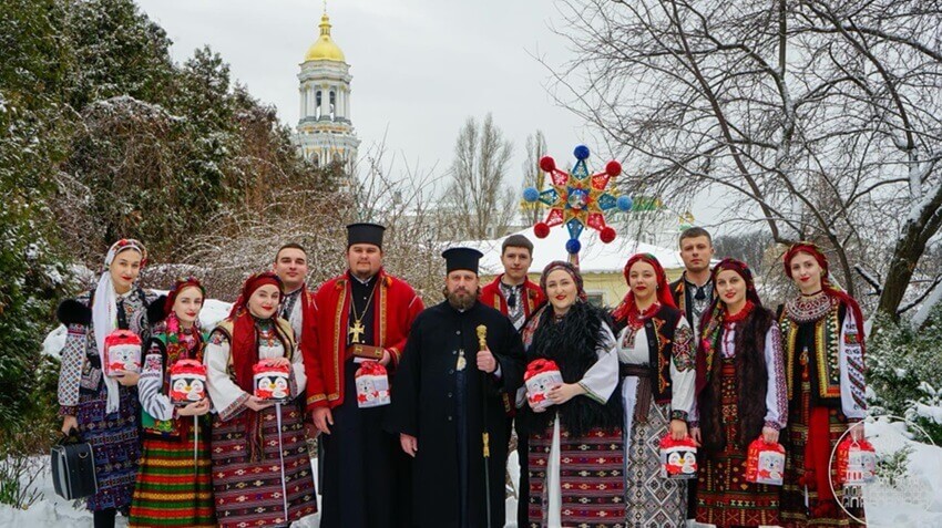 Через спів — до таємниці Боговтілення
