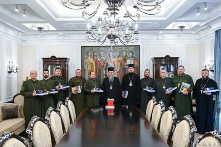 Капелани Житомирсько-Овруцької єпархії з різдвяним візитом у Києві: знак єдності Церкви й армії