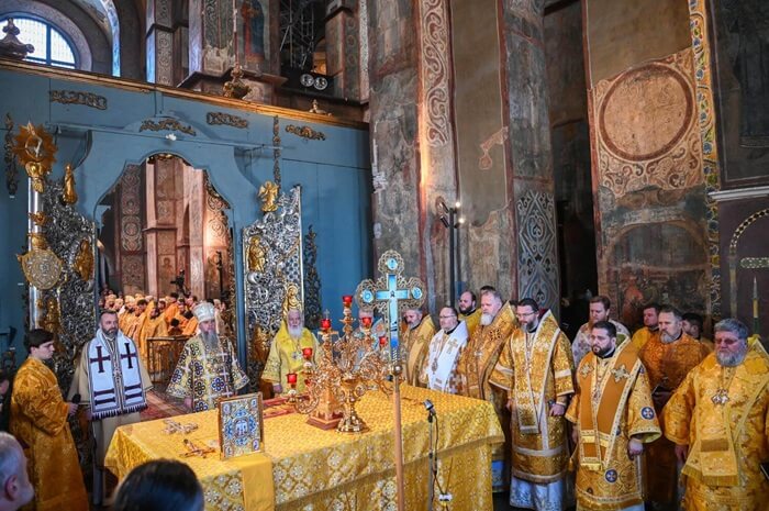 Сьома річниця інтронізації Митрополита Епіфанія: служіння і молитва у серці Києва