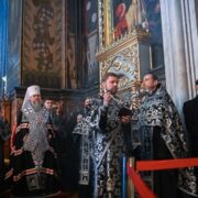 Митрополит Епіфаній звершив панахиду біля могили Патріарха Філарета