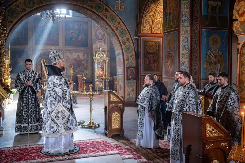 У Михайлівському монастирі піднесли молитву за Україну та її захисників