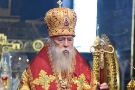 Стан Патріарха Філарета залишається під контролем лікарів