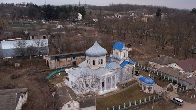 400 тисяч гривень на віру: як громада Ободівки відновлює храм