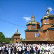 Предстоятель ПЦУ звершив Панахиду за новітніми Героями у Мостиськах