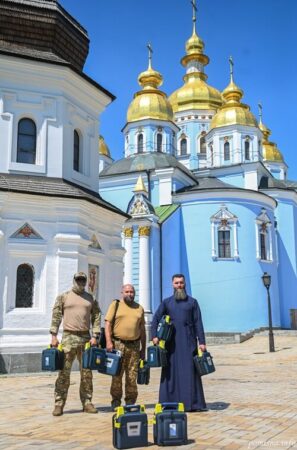 Православна Церква України підтримала військових сучасним медичним обладнанням